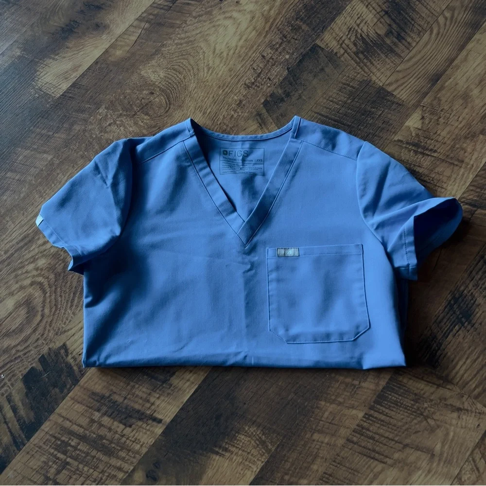 FIGS SCRUB TOP - Picture 2 of 4